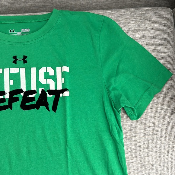 Awesome Under Armour Refuse Defeat Shirt Youth Large - Picture 3 of 14